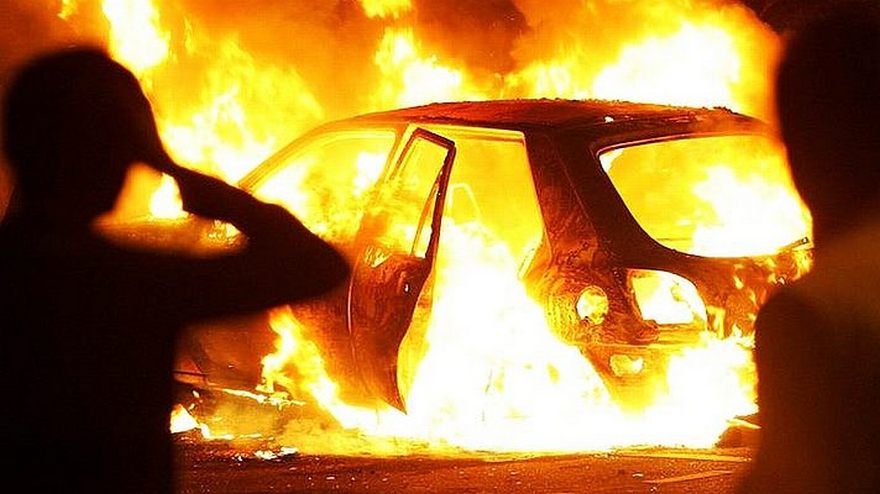 поджог  автомобилей, фото из открытых источников
