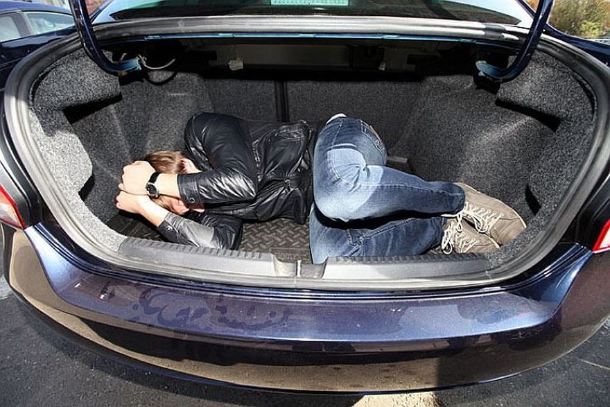 похитить человека, фото из открытых источников