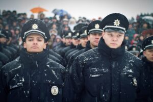 policiya_pod_snegom_v_dnepre