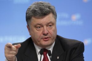 Порошенко пообещал спеть гимн Украины в Донецке