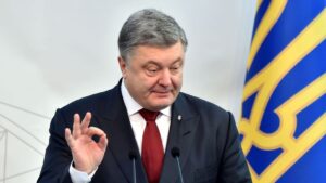 ВBC извинилась за статью и заплатит Порошенко