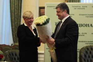 Петр Порошенко и Валерия Гонтарева. Фото: bank.gov.ua