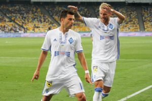 Жуниор Мораес