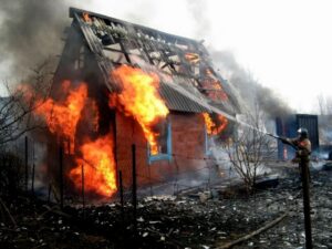 пожар в летней кухне, фото из открытых источников