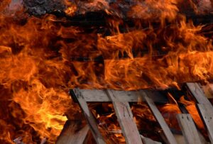 пожар в пристройке, фото http://vsezdorovo.com