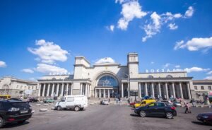 Привокзальная площадь в Днепропетровске