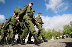 Министр обороны хочет отменить призыв в армию