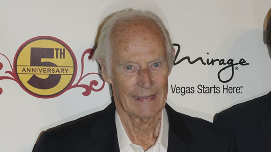 Джордж Мартин продюсер The Beatles