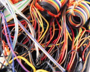 Почему полицейские отпустили злоумышленников, вырезавших кабель?