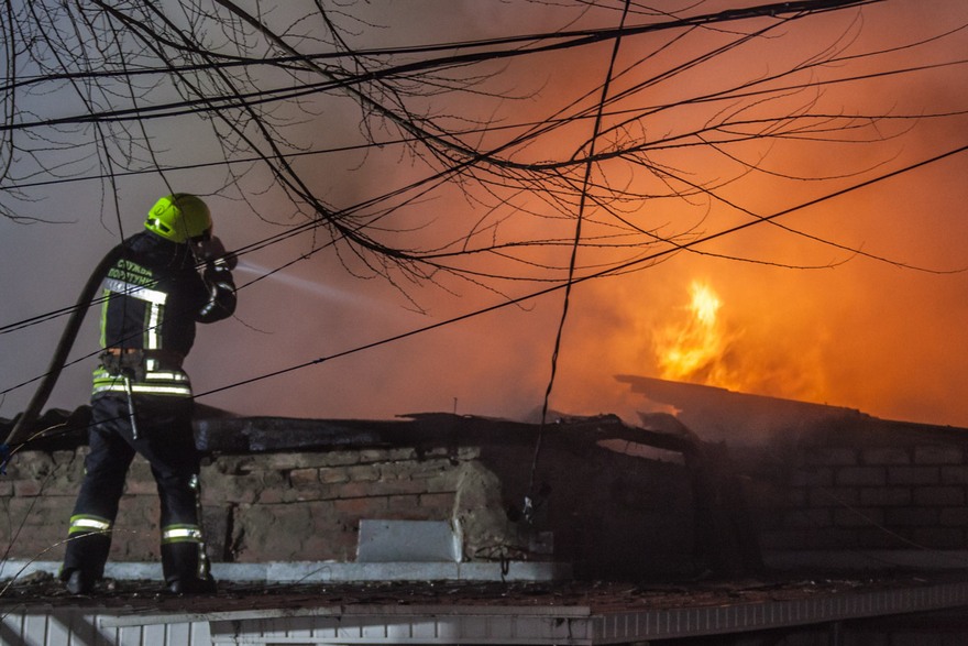 фото https://informator.dp.ua, пожар в Днепре