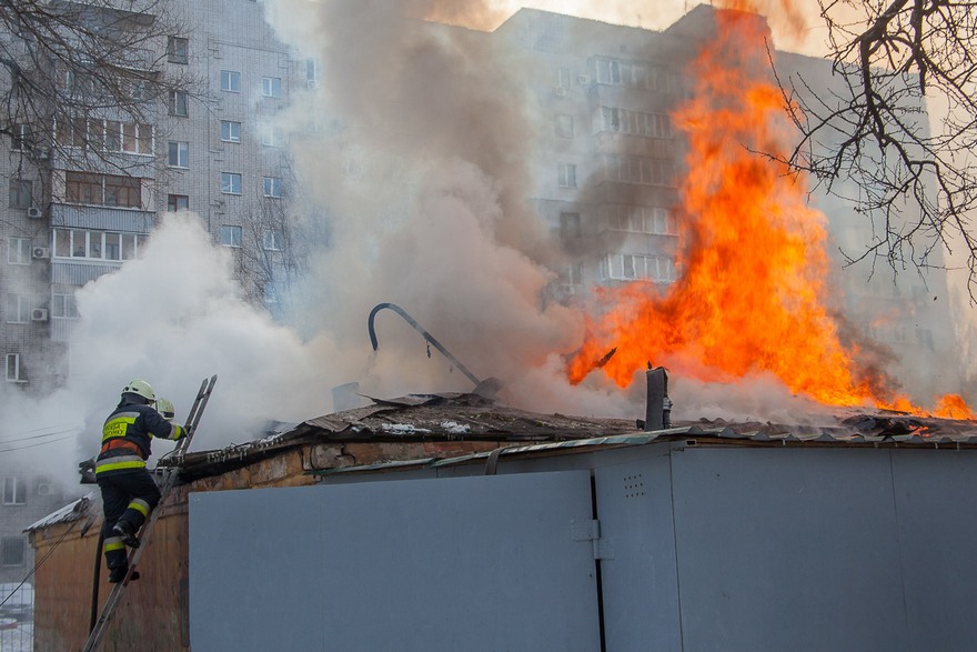 фото https://dp.informator.ua, пожар в Днепре