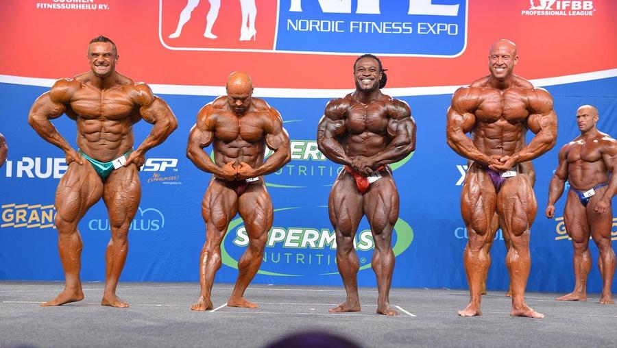 Умер известный чемпион, выпав из окна публичного дома