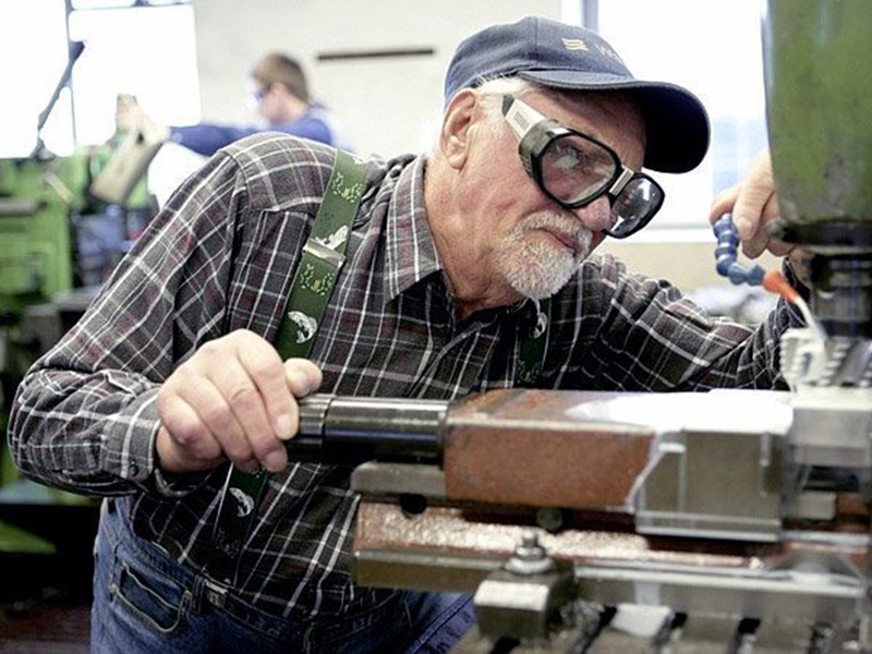 работающий пенсионер