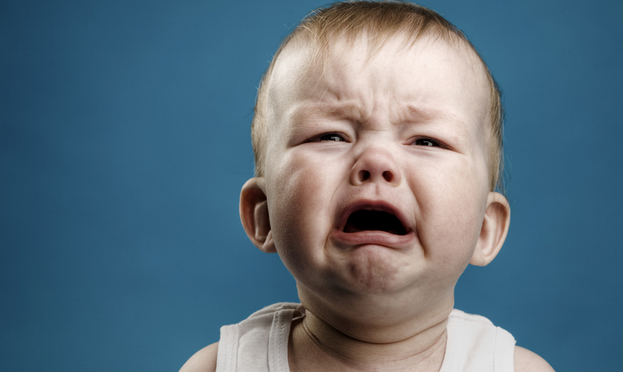 ребенок плачет, фото из открытых источников