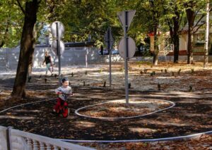 У Дніпрі продовжують капітальний ремонт алей