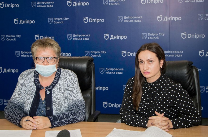 Дніпряни радіють комфортним та затишним поліклінікам