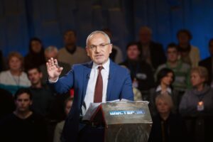 Шустер запускает проект о выборах президента Украины