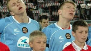 rossiyskiy-futbol-perekhodit-na-silnye-narkotiki_1479644423-b
