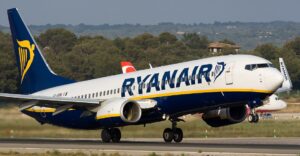 Ryanair заявил об отказе от входа в Украину