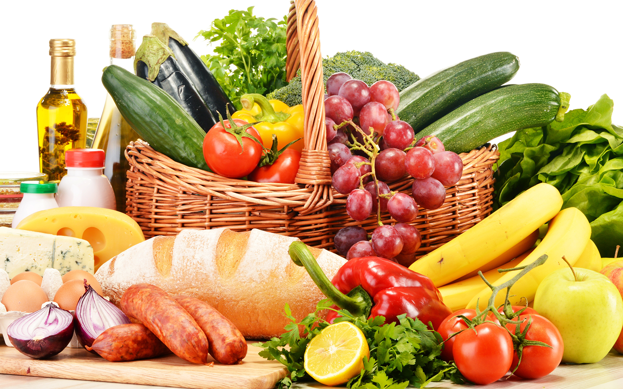 sausage_bread_vegetables_496975_2560x1600