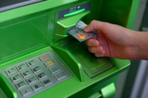 sberbank-bankovskie-karty-nalichnye-2
