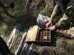 фото СБУ, тайник с оружием