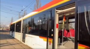 Запрета нет: аэропорт Борисполь пропустил в Украину 50 хасидов