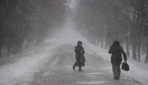 Штормовое предупреждение в Днепре