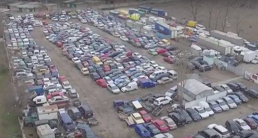 В Днепре чиновник помог &quot;исчезнуть&quot; Тойоте со штрафплощадки