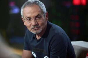 Савик Шустер