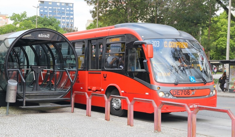 скоростной автобус