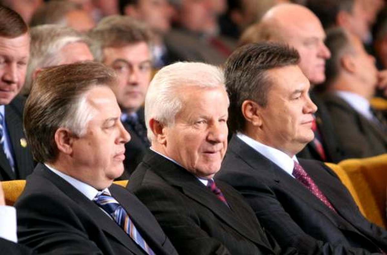 simon-moroz-yanukovitch