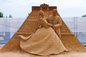 скульптуры, фото из открытых источников