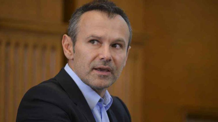 Вакарчук призвал президента и нардепов принять новый избирательный закон