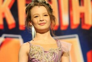 София Олейник