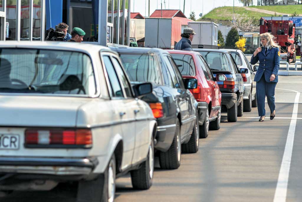 авто, граница