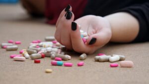 женщина выпила снотворное, фото из открытых источников