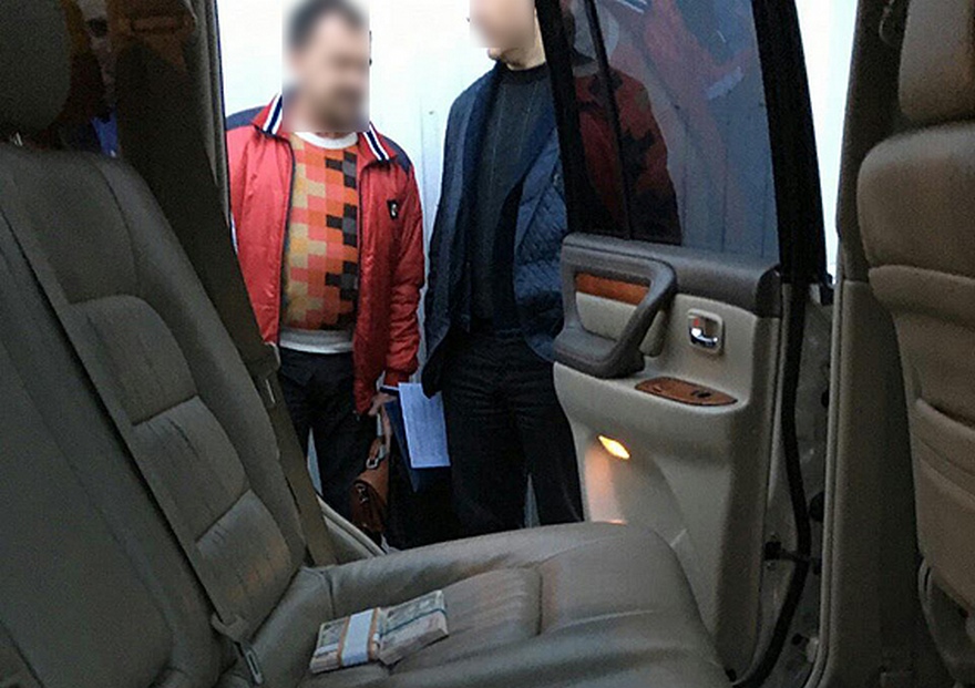 задержание чиновника на взятке