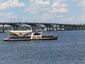 teplohod-sura-dnepropetrovsk-1-1024x768