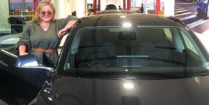В Украине появятся зарядные станции для электрокаров от Tesla