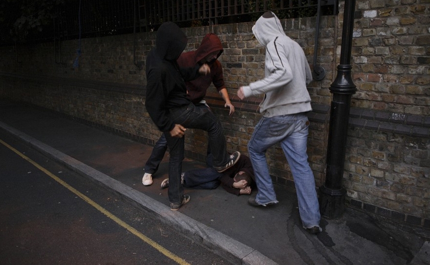 воры избили мужчину, фото из открытых источников