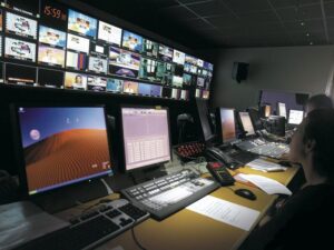 Днепровским депутатам выделили средства на ремонтные работы