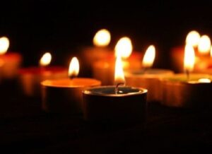 Полицейские запустили траурный флешмоб в Facebook (фото)