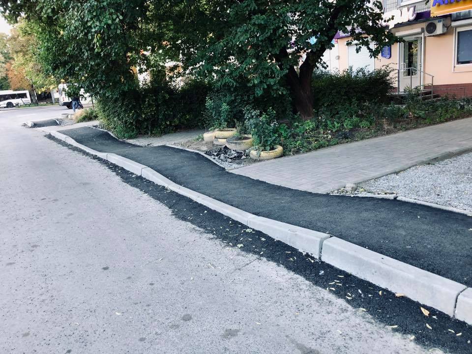 Ремонт тротуаров на 12 квартале