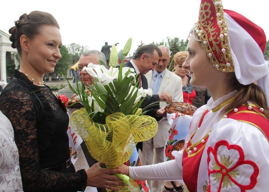 tsvety-dlya-aleny-plakidy-