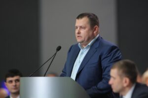 Ушли и не вернулись: в Днепре разыскивают двух подростков (Фото)