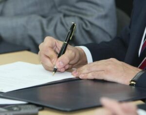 Ляшко рассказал, чему нужно поучиться Украине у Лукашенко