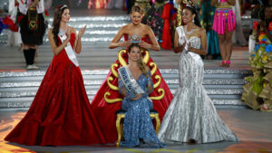 upload-2015-12-20t034619z_38385629_gf10000271633_rtrmadp_3_china-miss-world-pageant-pic905-895x505-41971