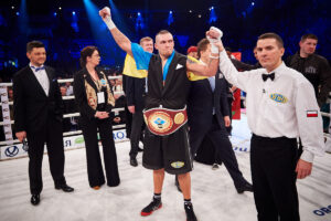 Александр Усик