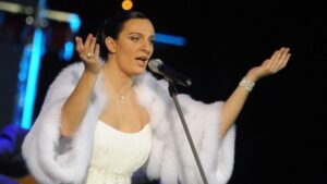 Елена Ваенга